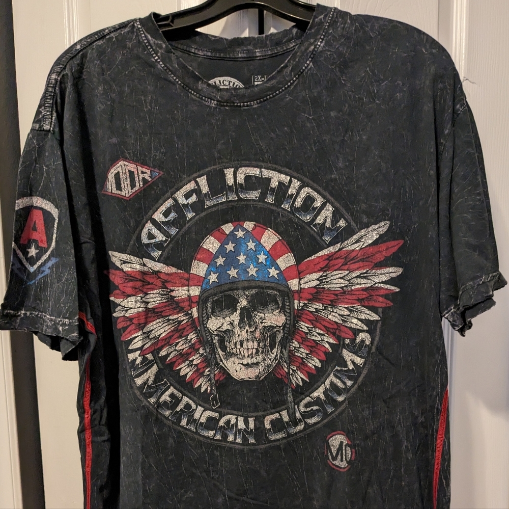 Men's Affliction short sleeve t-shirt. Blue, red, white. 2XL.
